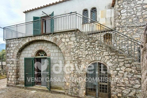 casa indipendente in vendita a Meta