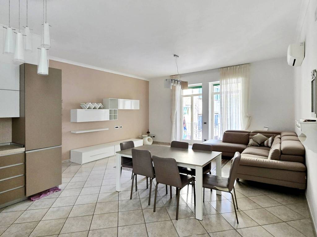 appartamento in vendita a Meta