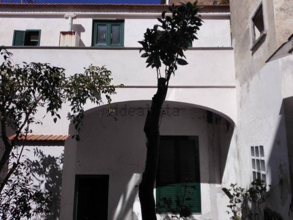 casa indipendente in vendita a Meta