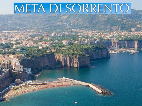 appartamento in vendita a Meta