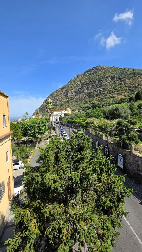 appartamento in vendita a Meta