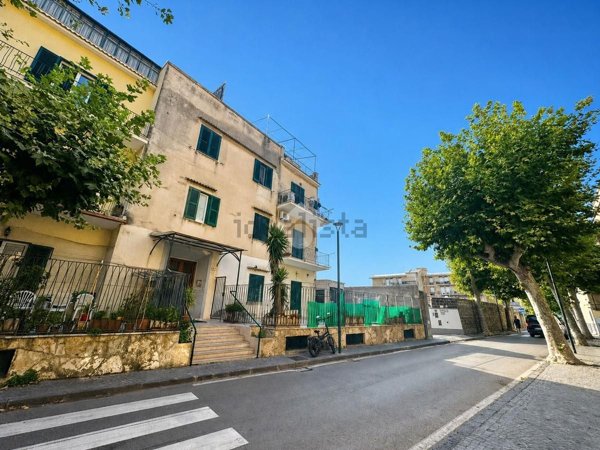 appartamento in vendita a Meta
