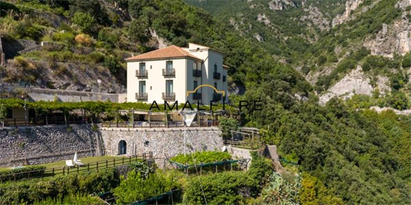 casa indipendente in vendita a Meta