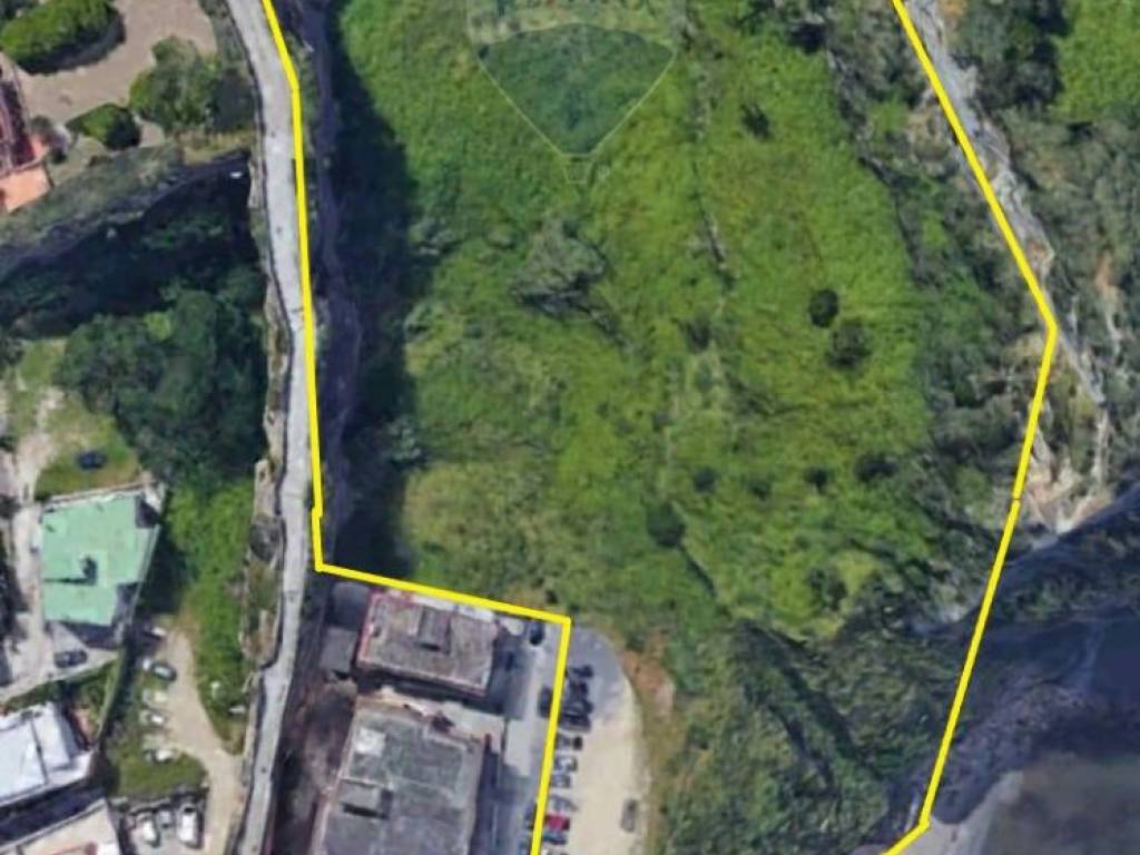 terreno agricolo in vendita a Monte di Procida in zona Torregaveta