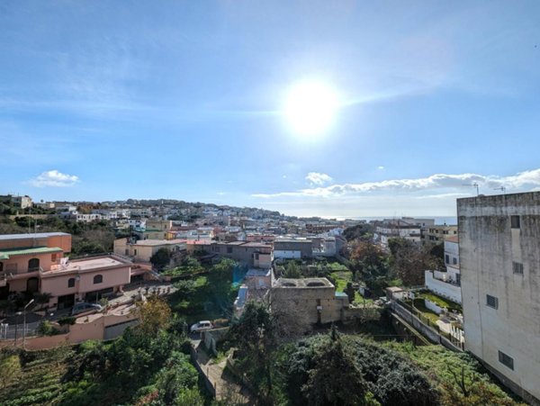 appartamento in vendita a Monte di Procida
