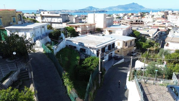 appartamento in vendita a Monte di Procida