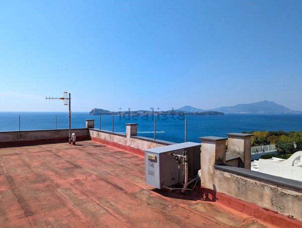 appartamento in vendita a Monte di Procida