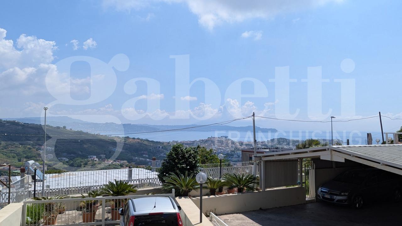 appartamento in vendita a Monte di Procida