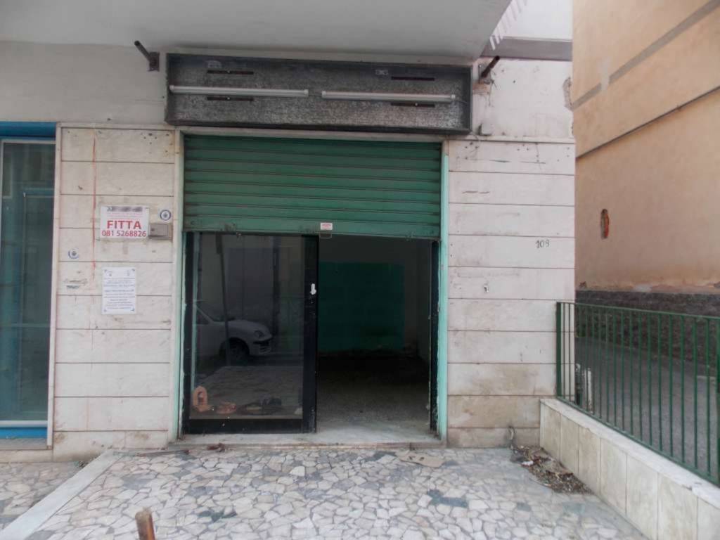negozio in vendita a Monte di Procida