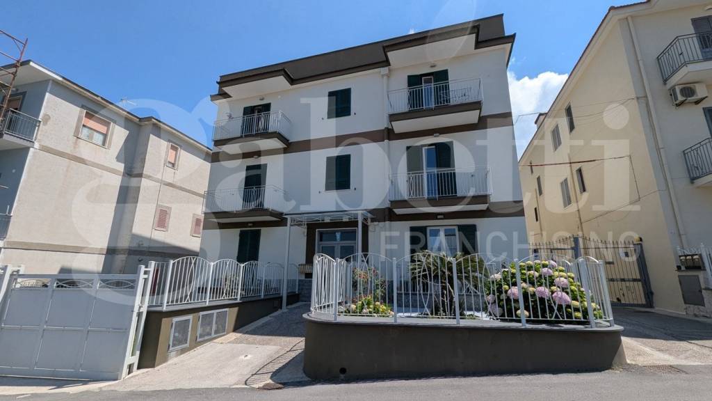 appartamento in vendita a Monte di Procida