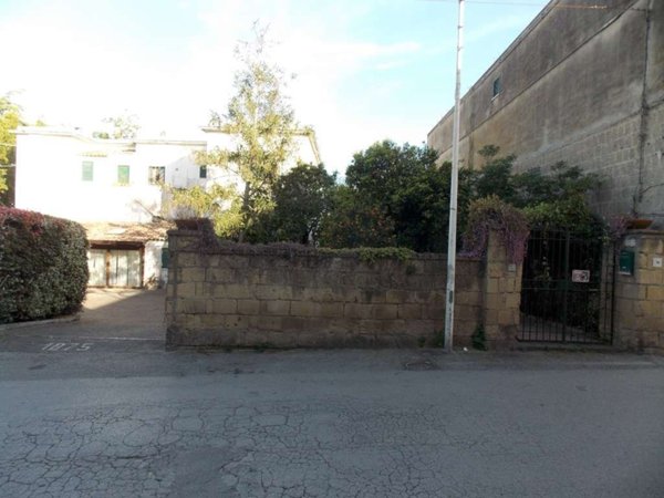 casa indipendente in vendita a Monte di Procida