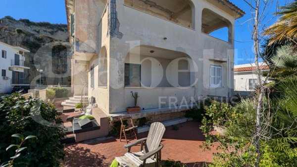 appartamento in vendita a Monte di Procida