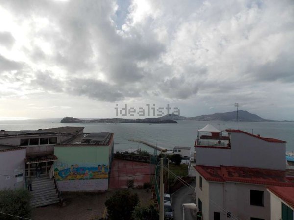 appartamento in vendita a Monte di Procida