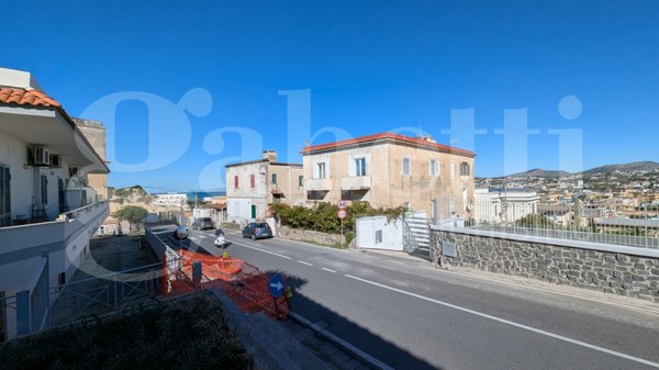 appartamento in vendita a Monte di Procida