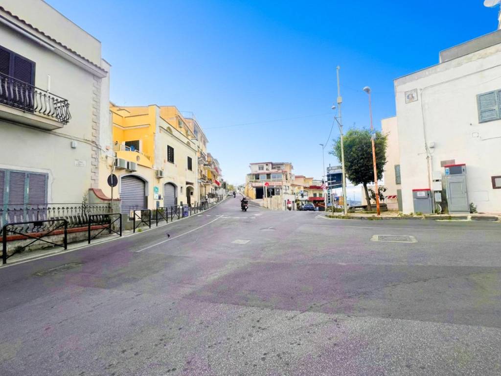 appartamento in vendita a Monte di Procida