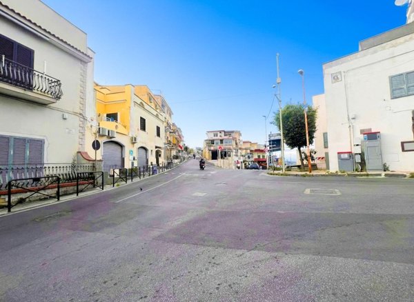 appartamento in vendita a Monte di Procida