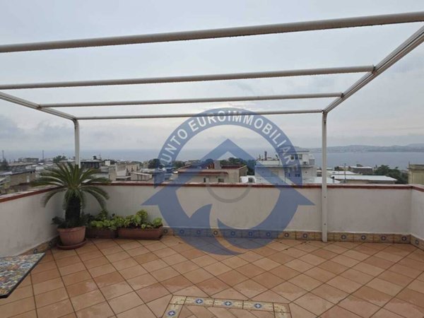 appartamento in vendita a Monte di Procida in zona Torregaveta