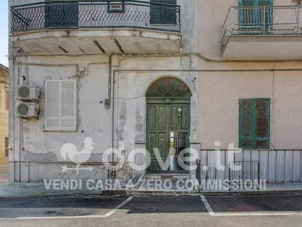 casa indipendente in vendita a Monte di Procida in zona Torregaveta
