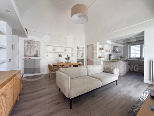 appartamento in vendita a Monte di Procida in zona Torregaveta