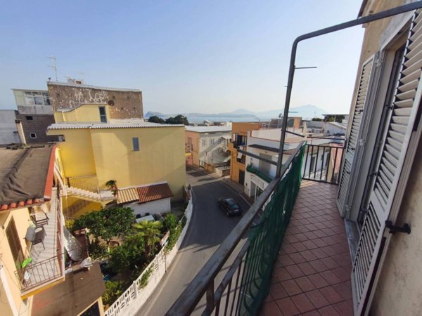 appartamento in vendita a Monte di Procida