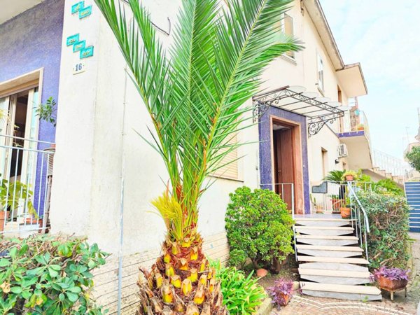 casa indipendente in vendita a Mugnano di Napoli