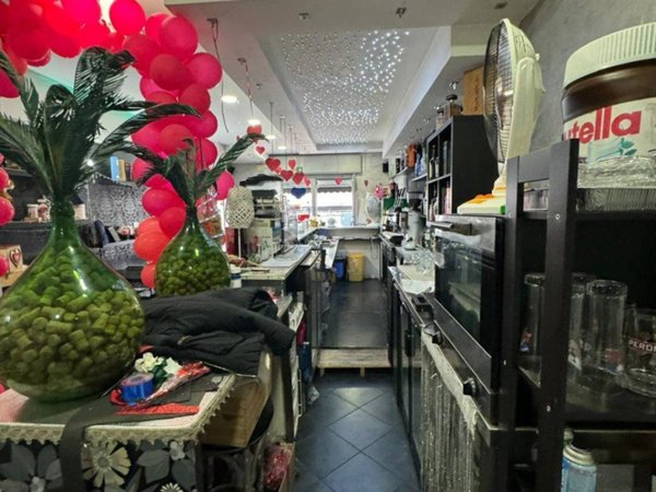 negozio in vendita a Mugnano di Napoli