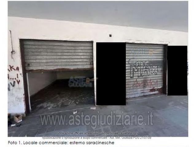 negozio in vendita a Mugnano di Napoli