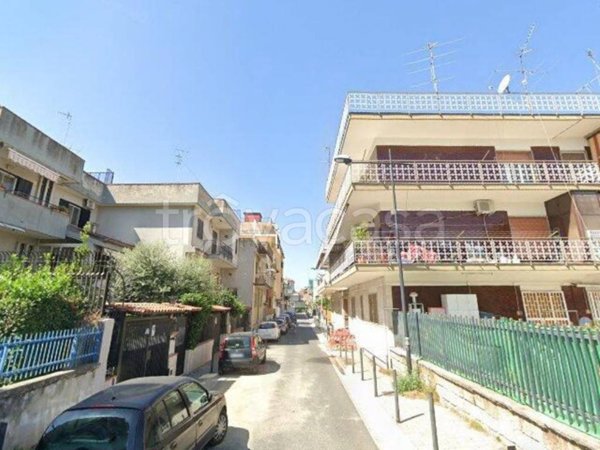 negozio in vendita a Mugnano di Napoli