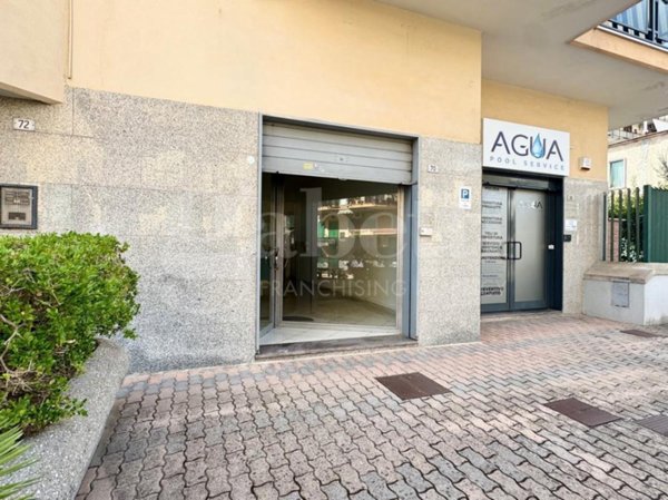 negozio in vendita a Mugnano di Napoli