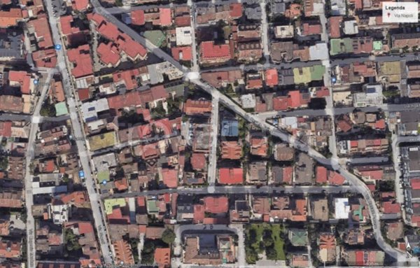 locale commerciale in vendita a Mugnano di Napoli