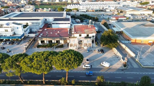 negozio in vendita a Mugnano di Napoli