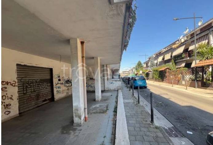negozio in vendita a Mugnano di Napoli