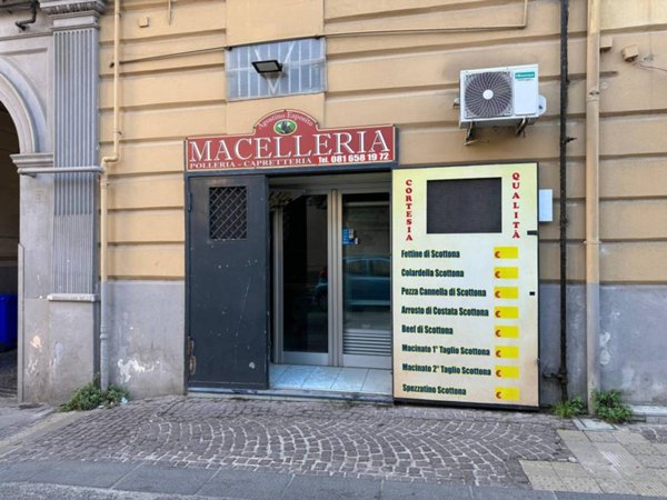 negozio in vendita a Mugnano di Napoli