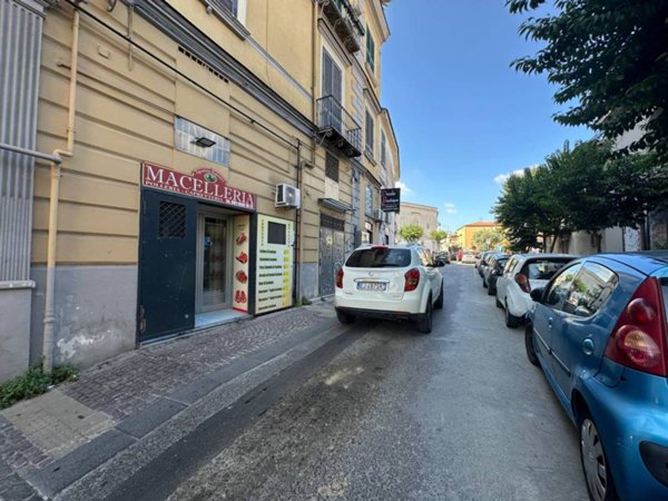 negozio in vendita a Mugnano di Napoli