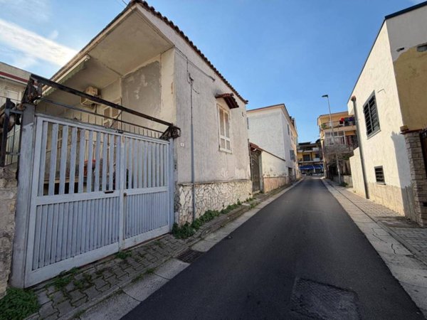 intera palazzina in vendita a Mugnano di Napoli