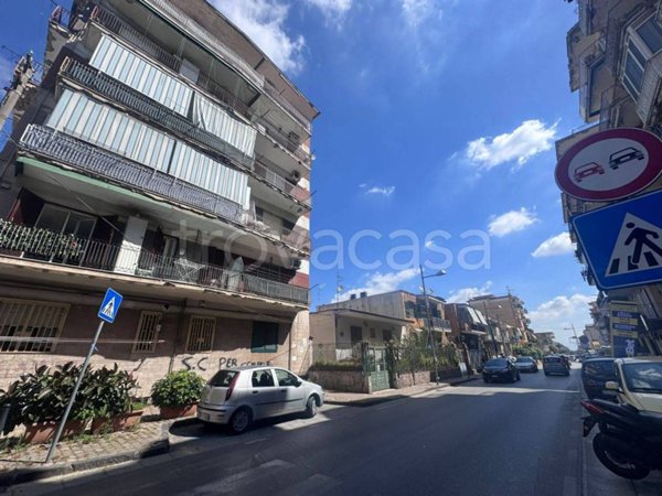 negozio in vendita a Mugnano di Napoli