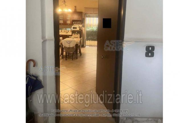 locale commerciale in vendita a Mugnano di Napoli