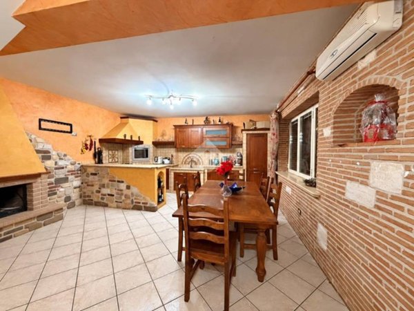 casa indipendente in vendita a Mugnano di Napoli