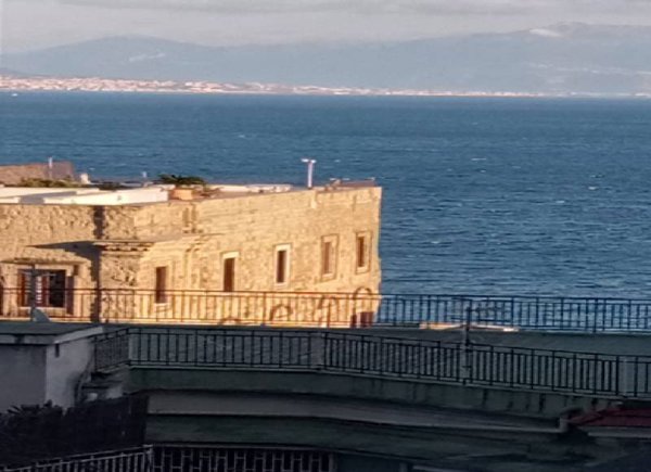 appartamento in vendita a Napoli in zona Posillipo