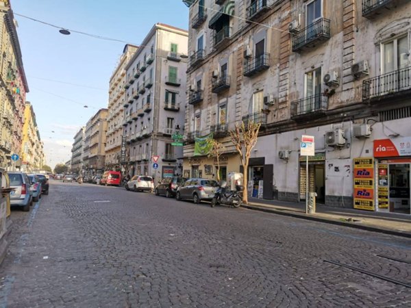 appartamento in vendita a Napoli in zona Mercato