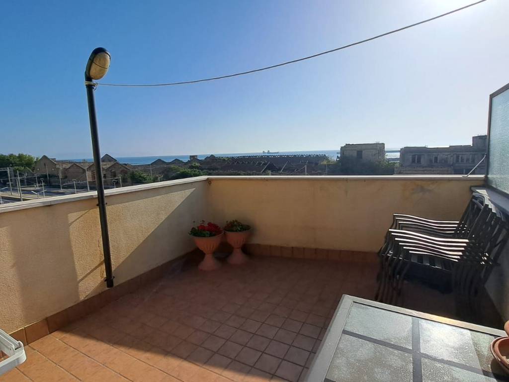 appartamento in vendita a Napoli in zona Marianella