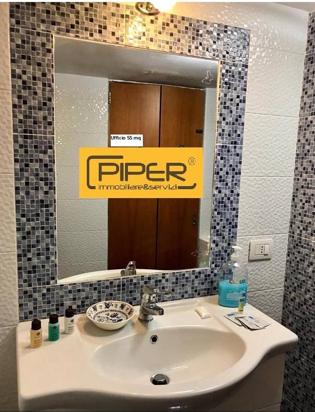 ufficio in vendita a Napoli