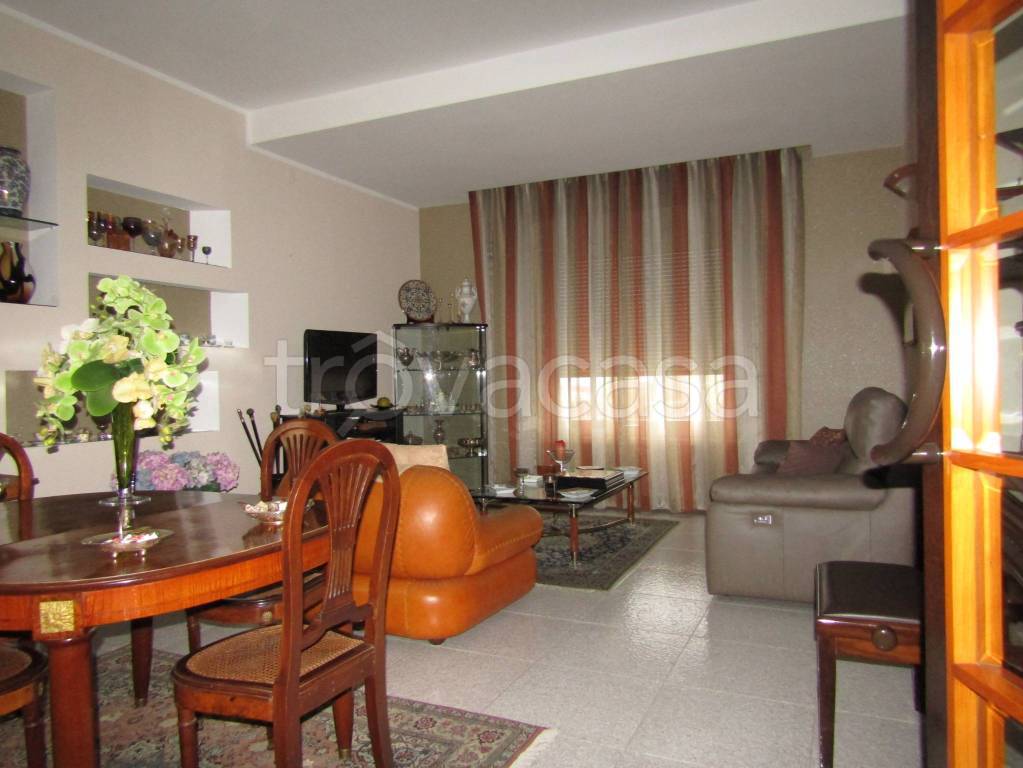 appartamento in vendita a Napoli in zona Piscinola