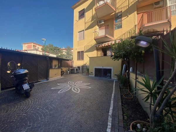 appartamento in vendita a Napoli in zona Ponticelli