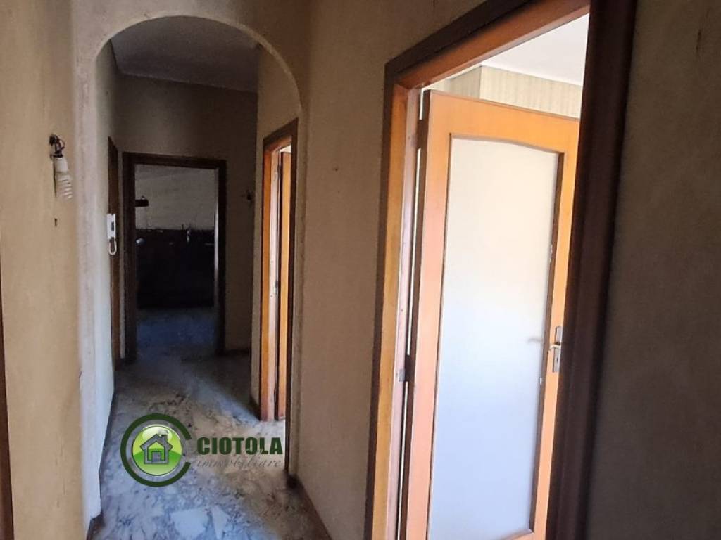 appartamento in vendita a Napoli in zona Pianura