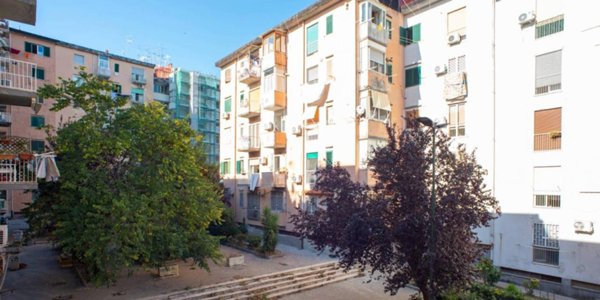 appartamento in vendita a Napoli in zona Arenella