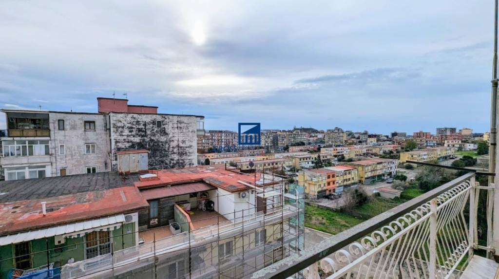 appartamento in vendita a Napoli in zona Pianura