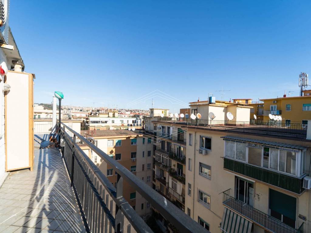 appartamento in vendita a Napoli in zona Vomero
