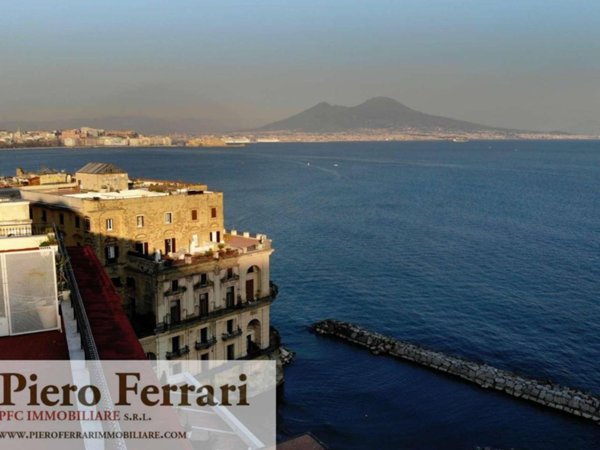 appartamento in vendita a Napoli in zona Posillipo