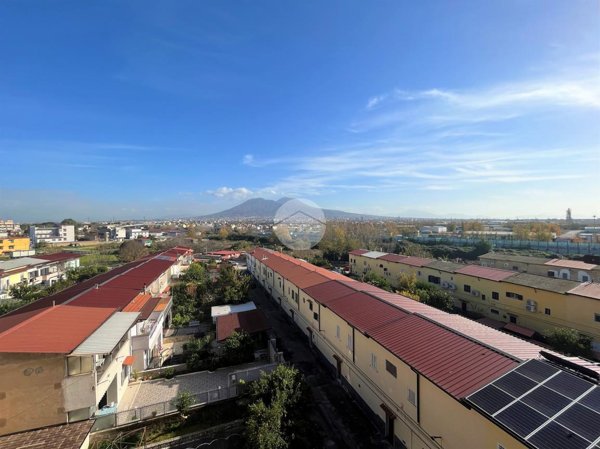 appartamento in vendita a Napoli in zona Poggioreale